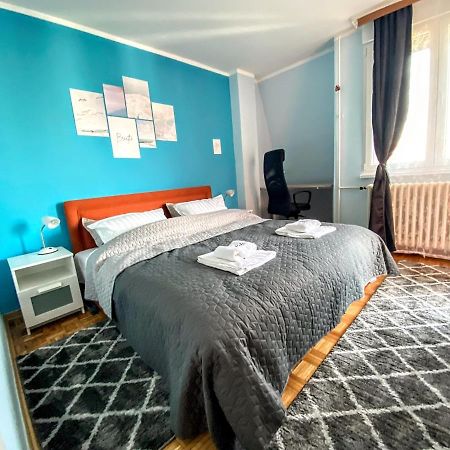Peti Lägenhet Belgrad Exteriör bild
